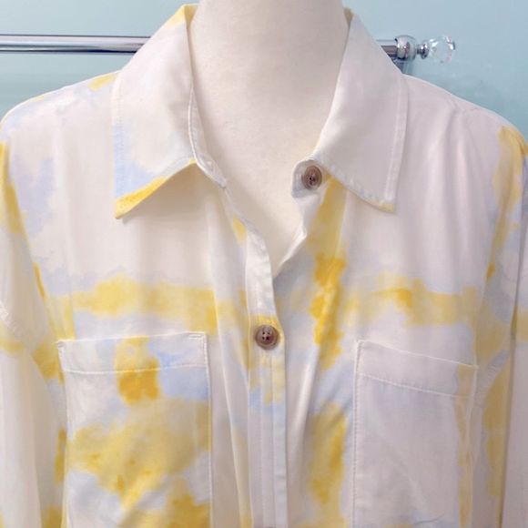 Calia by Carrie Underwood Watercolor Yellow Swim Coverup Utility Shirt NEW - Picture 5 of 16
